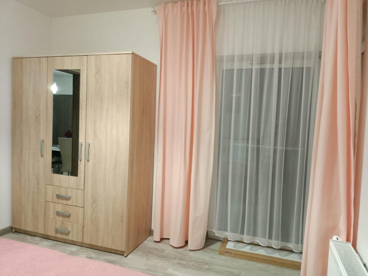 סיאנוז'טי Apartament Maria מראה חיצוני תמונה