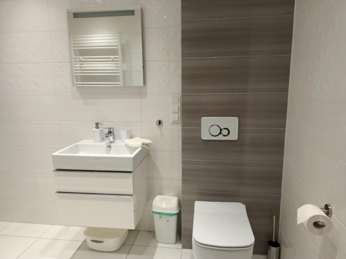 סיאנוז'טי Apartament Maria מראה חיצוני תמונה