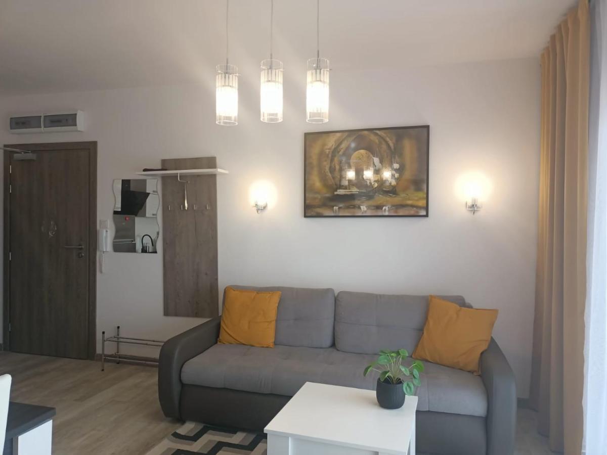 סיאנוז'טי Apartament Maria מראה חיצוני תמונה